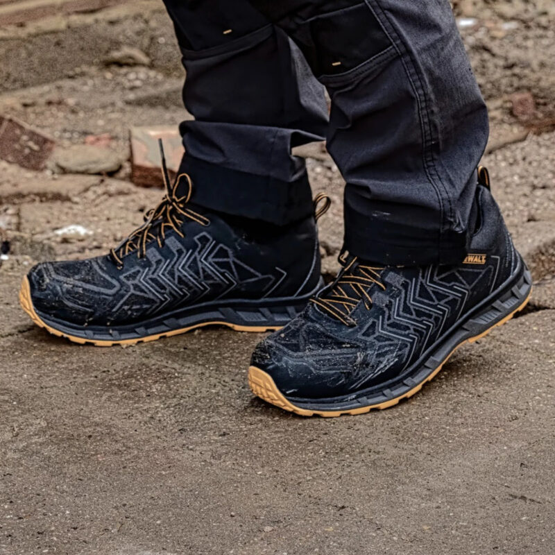 DeWalt Fargo Steel Toe Safety Trainer